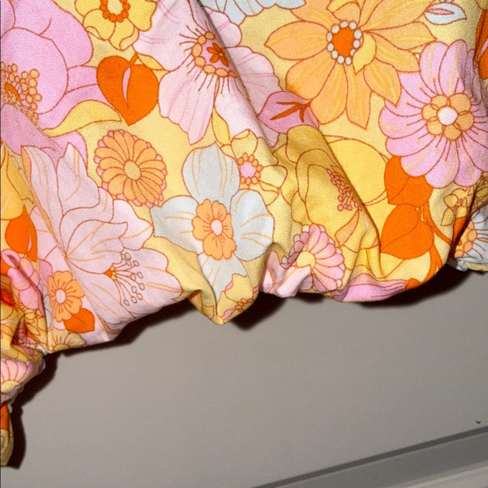 Karlie Multicolor Floral Top - Picture 11 of 11